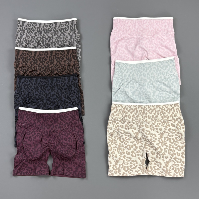 HISTELLO Gym Shorts Leopard Pr - đánh giá và giá Pilate Yoga Workout